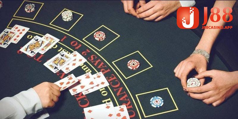 Qua mặt của Dealer để biết đầu ván cược sẽ về hòa 